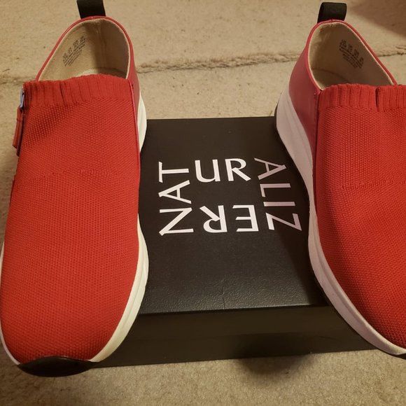 Naturalizer Stephanie sneaker, 9.5M (Brand New) - Picture 1 of 2